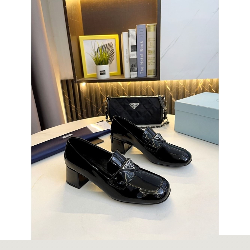 Pra*a high heels